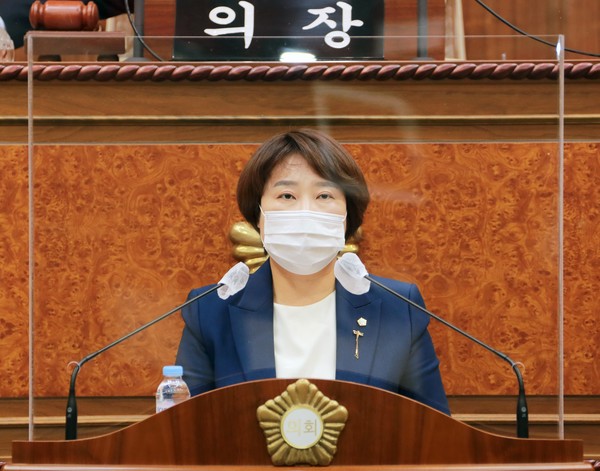 의정부시의회 정선희 의원이 10월26일 5분 자유발언을 하고 있다.