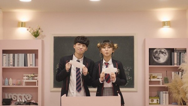 경기도교육청이 감각적인 랩과 뮤직비디오를 통한 학생들의 마스크 착용 생활화에 앞장서고 있다.